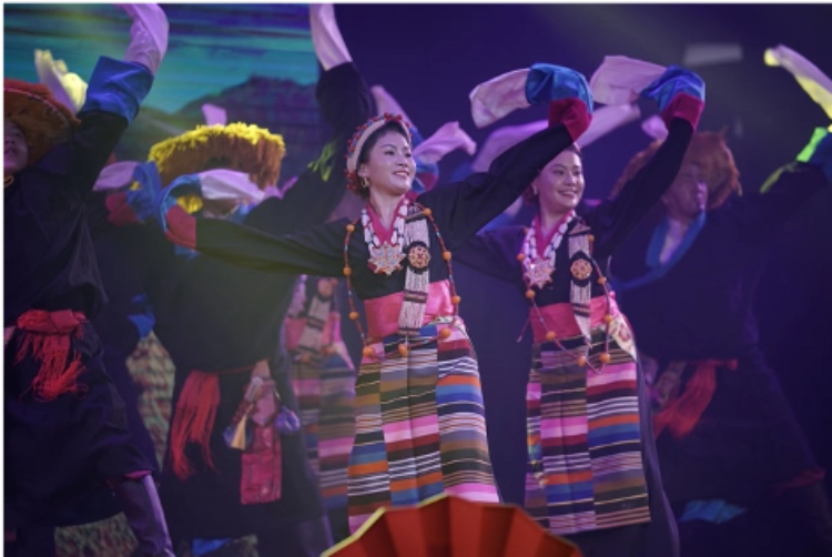 圖為2024“歡樂春節(jié)”中泰互致新春賀辭活動現(xiàn)場。 中國駐泰國大使館文化處供圖