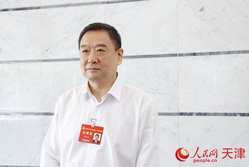 天津市第十二次黨代會(huì)代表、天津市政府副秘書(shū)長(zhǎng)、市衛(wèi)生健康委黨委副書(shū)記、主任顧清 人民網(wǎng) 孫翼飛攝