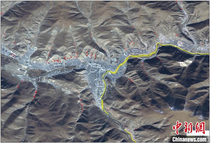 玉樹(shù)災(zāi)后重建區(qū)地質(zhì)災(zāi)害治理工程和防洪工程監(jiān)測(cè)結(jié)果。中科院空天院 供圖