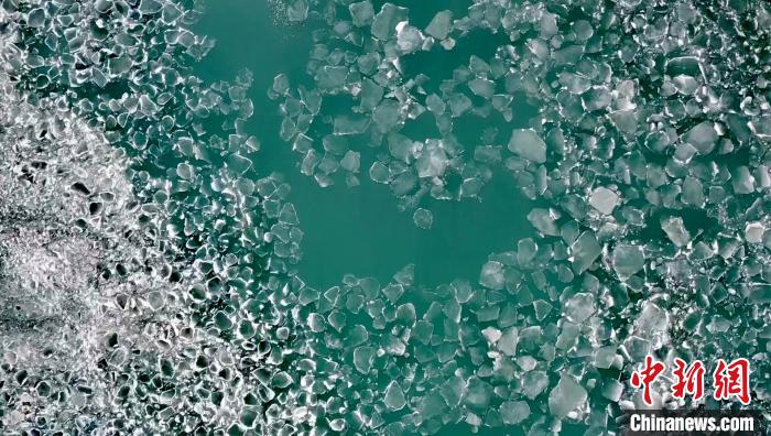 青海：6723名河湖長、15980名管護(hù)員守護(hù)“中華水塔”