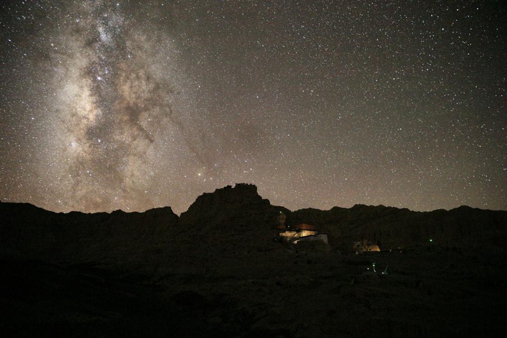 阿里暗夜星空。旦真次旦攝