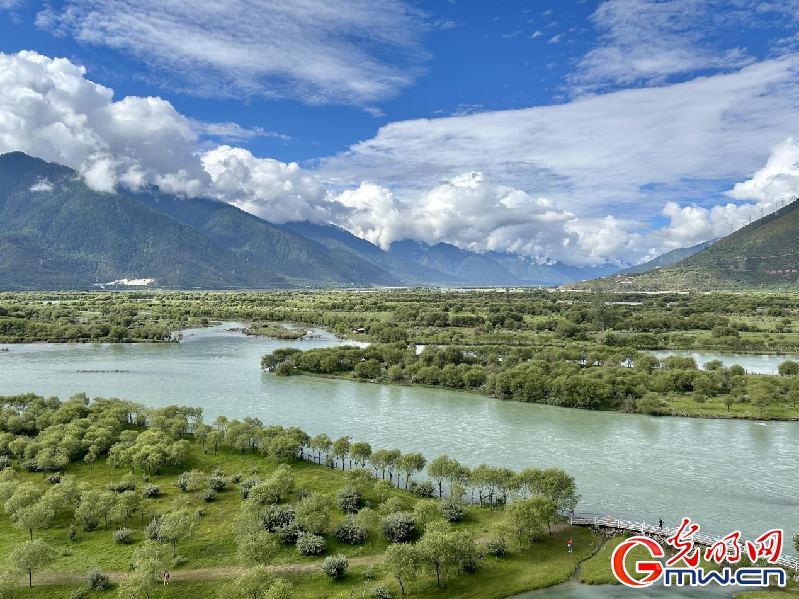 我們的家園丨【組圖】 綠水青山入畫，“金山銀山”筑起
