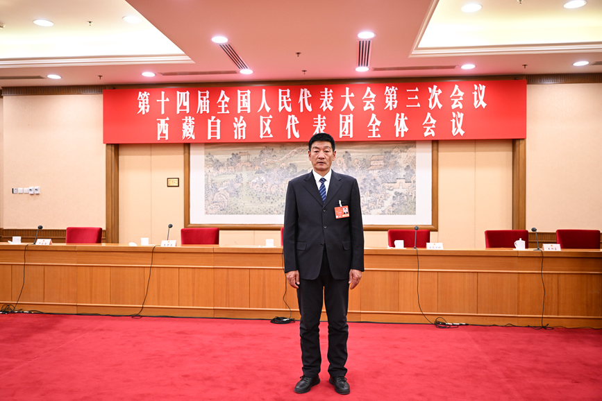 全國人大代表、國網(wǎng)拉薩供電公司城區(qū)供電服務中心帶電作業(yè)保電班副班長扎西尼瑪。次吉美朵攝
